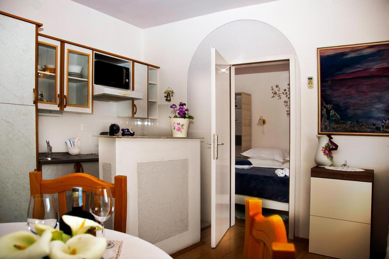 Apartmani Gloria Бродариця Екстер'єр фото