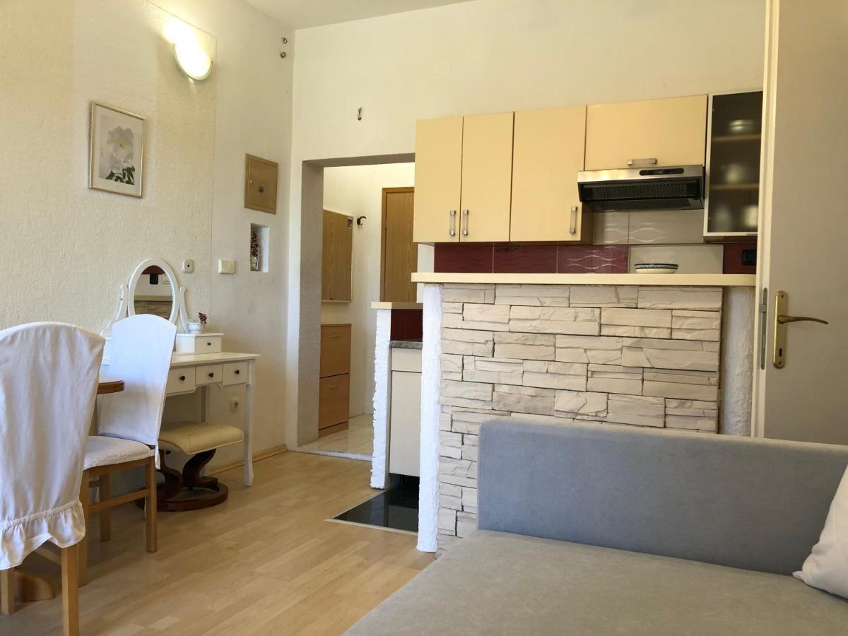 Apartmani Gloria Бродариця Екстер'єр фото