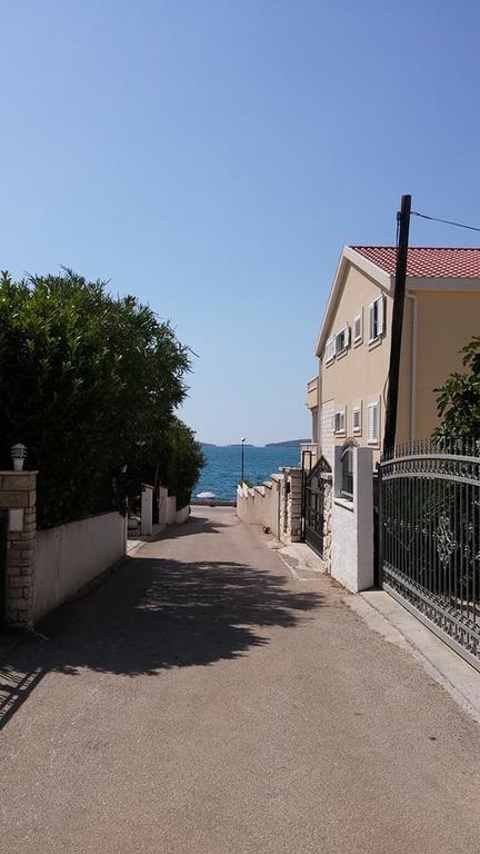 Apartmani Gloria Бродариця Екстер'єр фото